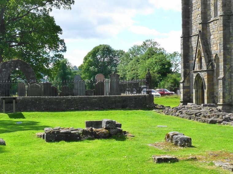 William Wallace Trail at Cambuskenneth Abbey